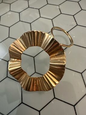 Vintage Gold-Tone Scarf Ring by Jeri-Lou aka Designs by Shirley